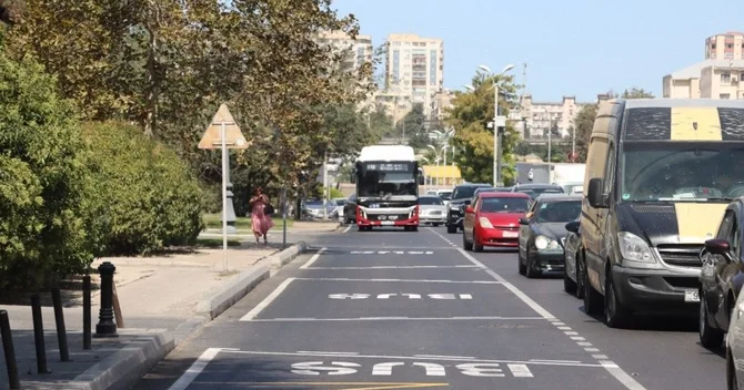 Avtobus zolaqlarının artırılması tıxacları azalda bilər? AÇIQLAMA