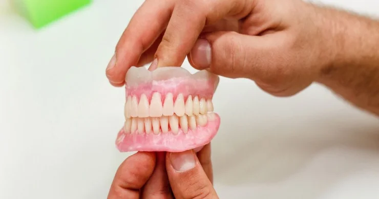 Sidikdən diş implantları yaradıldı: bu haqda nə məlumdur