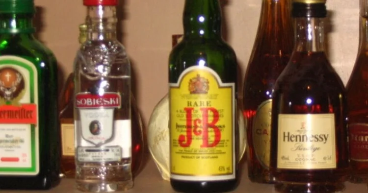 Soçidə alkoqoldan zəhərlənmə: 10 nəfər ölüb