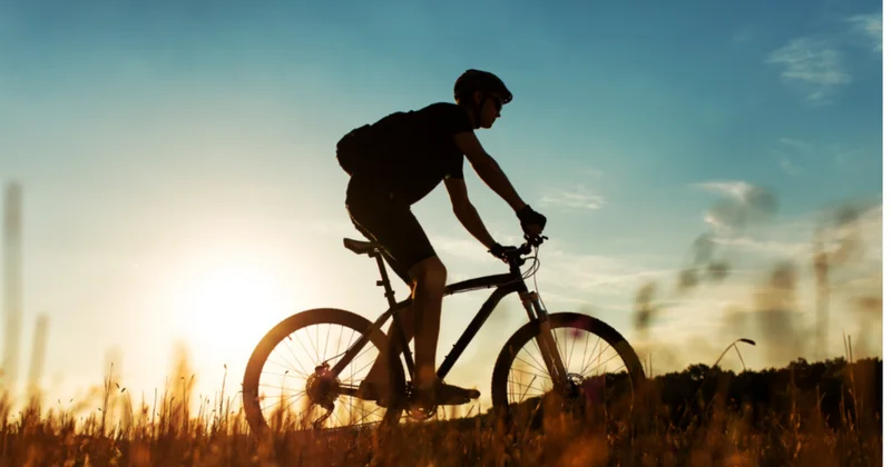 Sumqayıtda velosipeddən yıxılan 63 yaşlı kişi ölüb