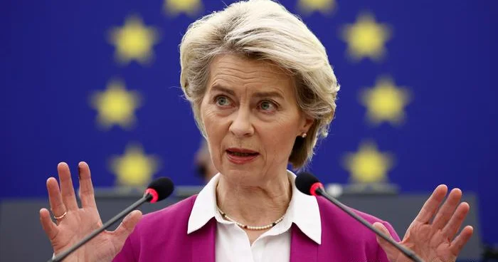 Ursula fon der Leyen Zelenski ilə sülh sazişini müzakirə edib