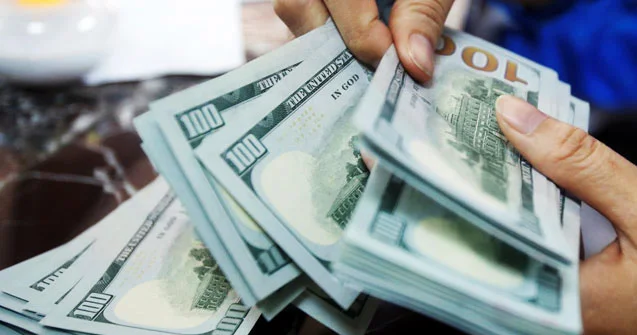 Dəqiqədə 700 min dollardan çox qazanıblar…
