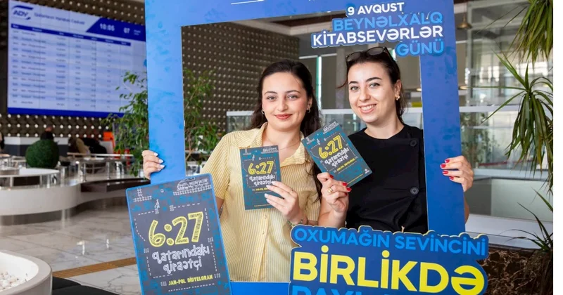 ADY Beynəlxalq Kitabsevərlər Gününü sərnişinlərlə birlikdə qeyd etdi