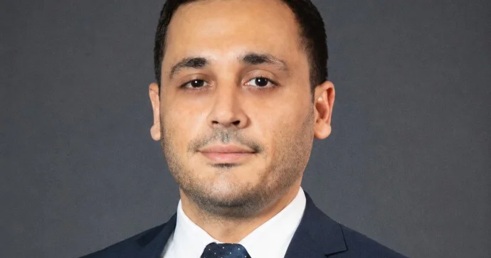 Bakıda mənzildən 35 yaşlı vəzifəli şəxsin meyiti tapıldı FOTO