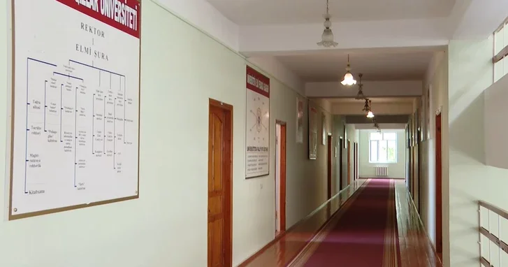 Закрытие женского университета в Баку оставило без работы десятки преподавателей и техперсонал