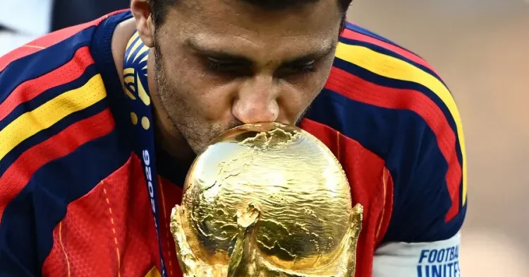 İspaniya millisinin ulduzu Barselona ya KEÇƏCƏK