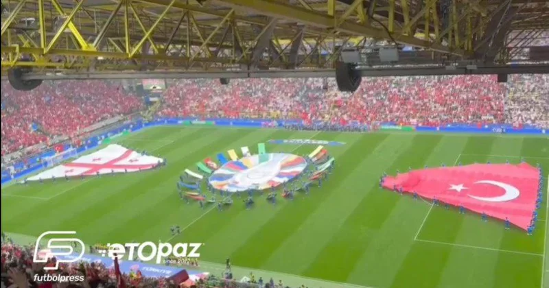 “Signal İduna Park”da türk coşğusu VİDEO