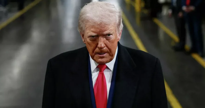 WSJ: Утечки в СМИ сводят Трампа с ума