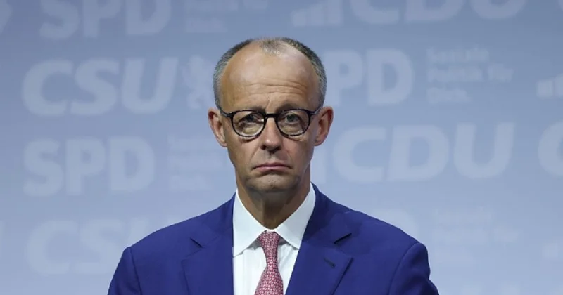 Politico: в Германии обсуждают возможную замену Мерца