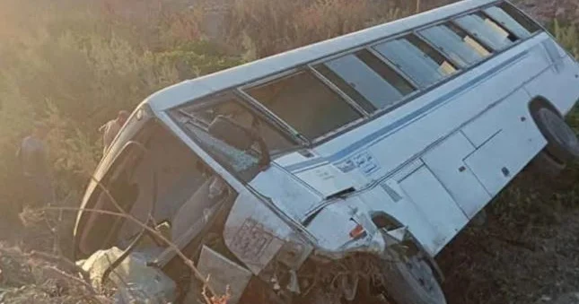 Əlcəzairdə sərnişin avtobusu aşıb 6 nəfər ölüb, 22 nəfər yaralanıb