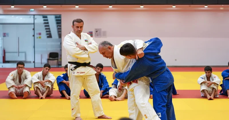 Yeniyetmə cüdoçular üçün dünya çempionatı öncəsi seminar keçirilib