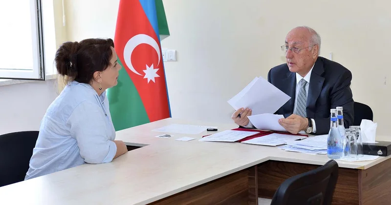 Zakir Fərəcov növbəti səyyar qəbul keçirdi Fotolar