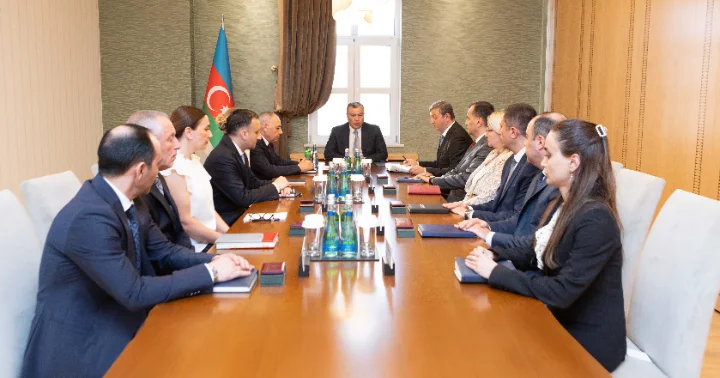 Maliyyə Nazirliyinin əməkdaşlarına dövlət təltifləri təqdim edilib