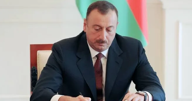 Ильхам Алиев внес изменения в порядок ведения Медиареестра