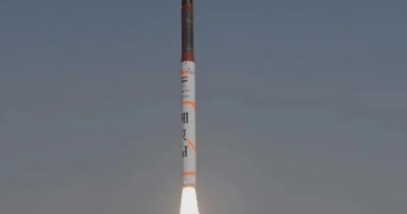 Hindistan Agni 4 ballistik raketini uğurla sınaqdan keçirib