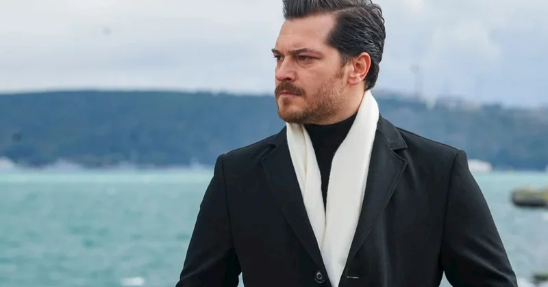 Çağatay Ulusoy sevgilisi Aslıhan Malbora ilə FOTO