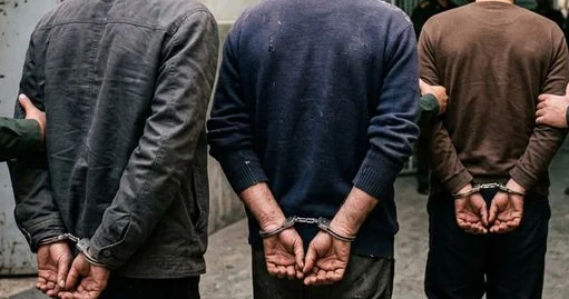 Чиновники предстанут перед судом из за взяток за отсрочку от армии Minval Politika