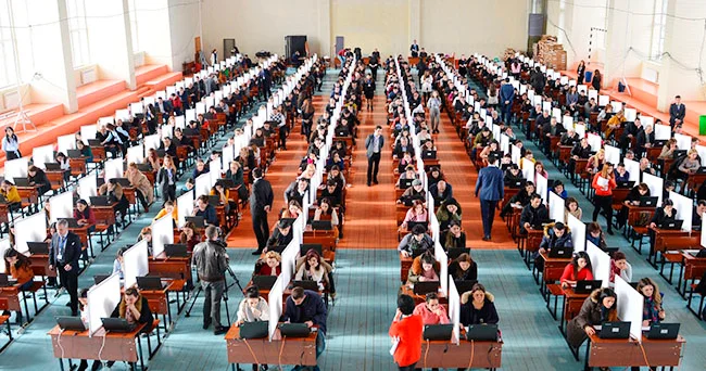 Müəllimlərin işə qəbulu imtahanları ilə bağlı narazılıq bitmir: Əmsaldan şikayət olunur