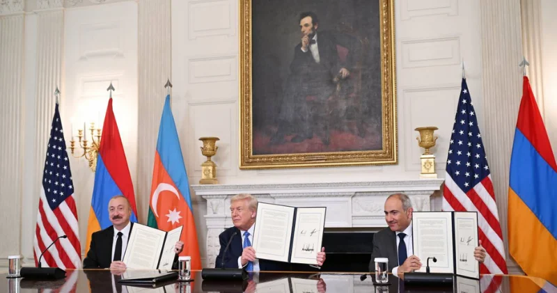Проходит год со дня парафирования Азербайджаном и Арменией мирного соглашения в Вашингтоне