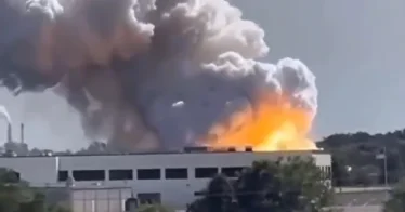 Пожар на химзаводе в США ВИДЕО