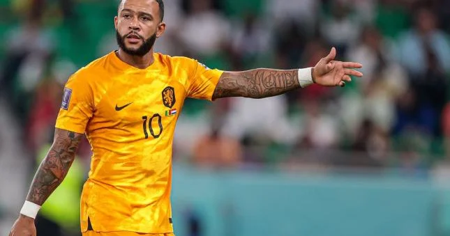 Niderland millisinin tarixində ən çox qol vuran futbolçu oldu