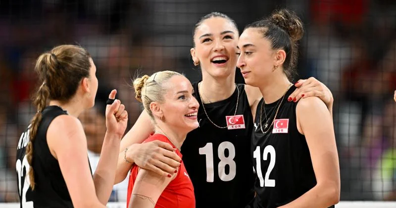 Türkiyənin qadın voleybol millisi dünya çempionatında ikinci olub