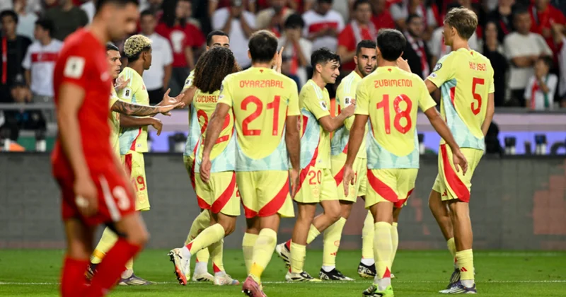 Türkiyə darmadağınla İspaniyaya məğlub oldu