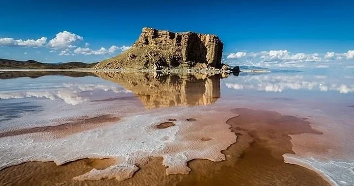 Urmiya gölü tamamilə quruyub