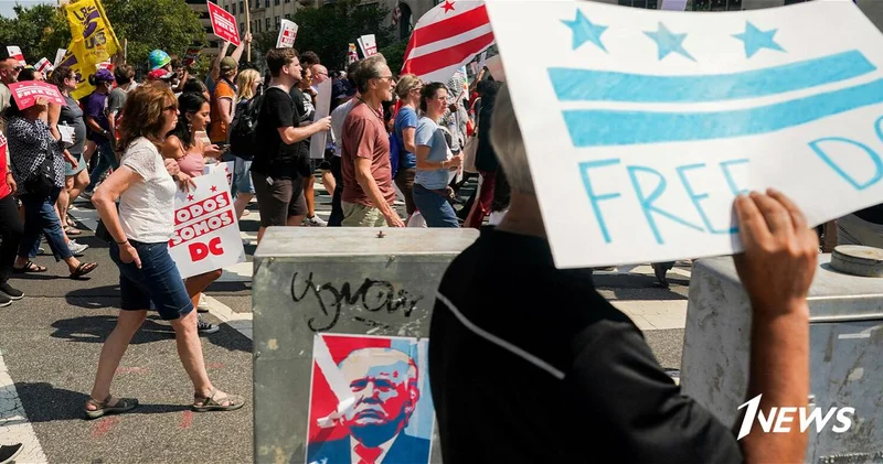 В Вашингтоне состоялся марш против внутренней политики Трампа