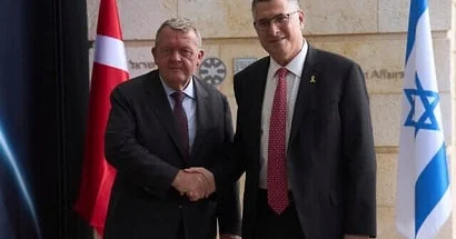 Nazirlər mətbuat konfransında MÜBAHİSƏ ETDİLƏR