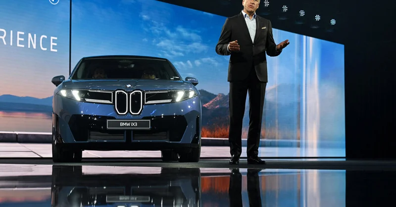 Новый кроссовер BMW iX3 представлен в Германии
