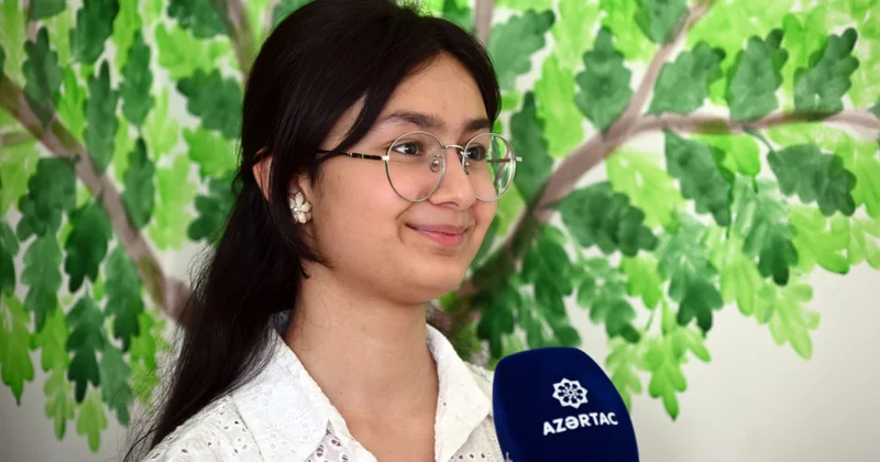 XI sinif şagirdi: Elə qurğu ixtira etmək istərdim ki, bütün fənlərin kitabları orada yerləşsin