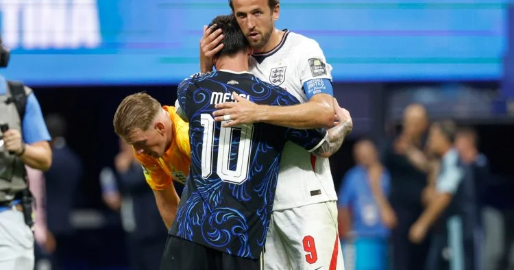 Məndən daha çox yalnız Messi qol vurub