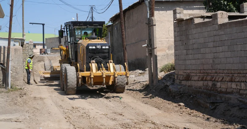 Naxçıvan şəhərinin Səməd Vurğun küçəsi əsaslı təmir olunur
