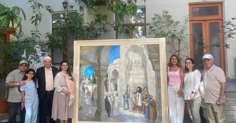 Rusiyalı rəssam soydaşımızın əsəri Ədəbiyyat Muzeyinə hədiyyə edilib