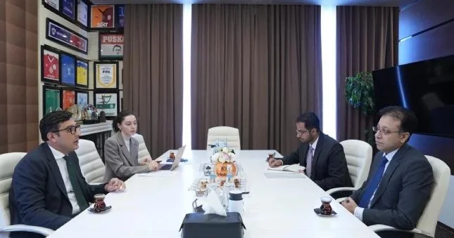 Fərid Qayıbov Pakistan səfiri Qasım Mohuddi ilə idman sahəsində əməkdaşlığı müzakirə edib