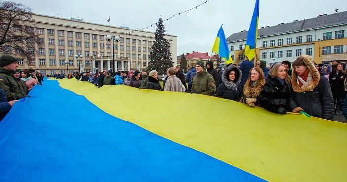 Foreign Policy: Перелом в настроениях украинцев Minval Politika