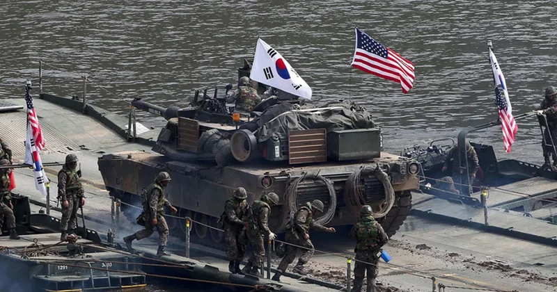 Южная Корея, США и Япония проводят военные учения Freedom Edge