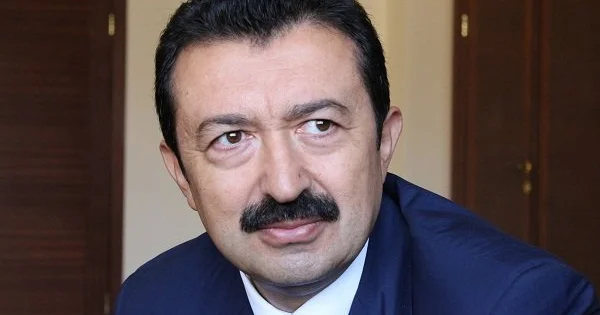 Keçmiş deputatın oğlu yüksək vəzifədən çıxarıldı DOSYE