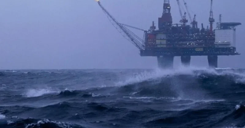 Азнефть усилила меры безопасности из за ветреной погоды
