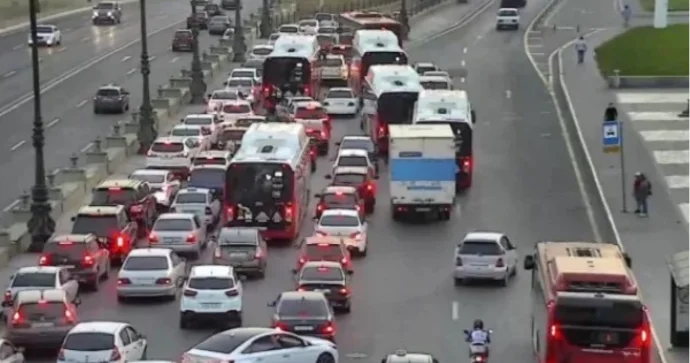 İşə maşınla gedənlərin NƏZƏRİNƏ!