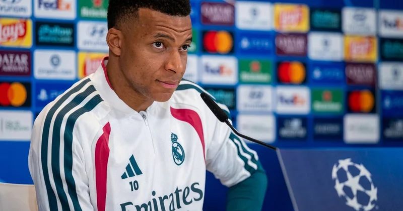 “Qızıl top”u özümə verərdim, bu oğurluq olmazdı” Mbappe