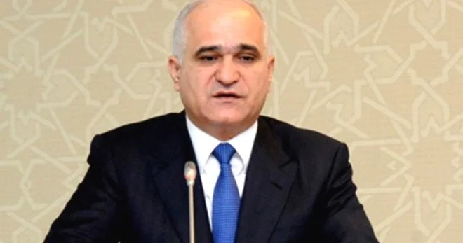 Şahin Mustafayev Fərzanə Sadiqlə danışdı
