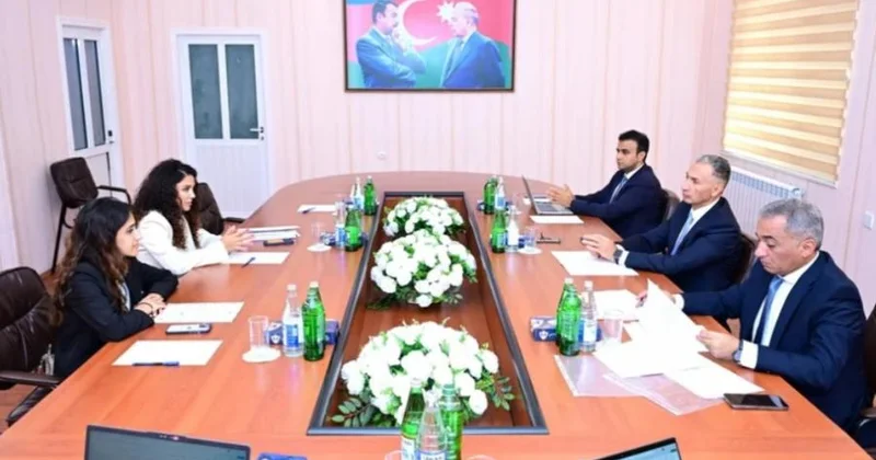 Rəşad Nəbiyev Bərdədə vətəndaşları qəbul edib