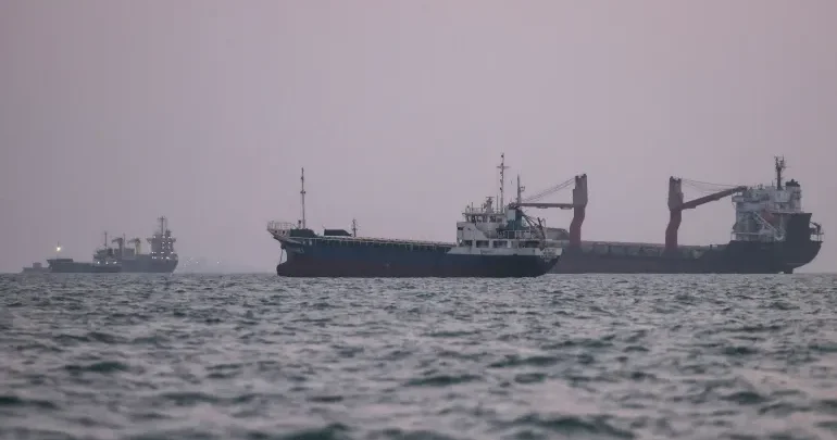 ABŞ və İran arasında “tanker müharibəsi”: Hörmüzdə gərginlik hara gedir?