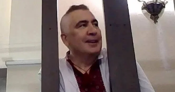 Saakaşvili həbsxanadan ABŞ da universitetə qəbul olunan oğluna müraciət edib