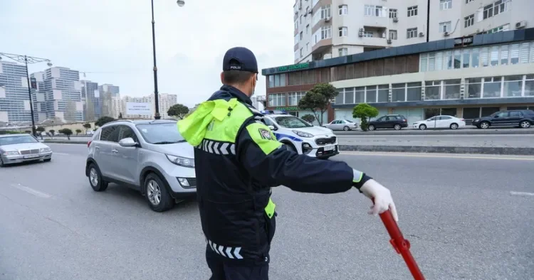 Yol polisi dərhal saxlayıb duracağa aparacaq! Sürücülük təlimləri ilə bağlı mühüm QADAĞA