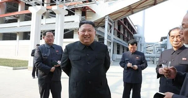 Kim Çen yeni esminesi təqdim etdi: “Düşmənlərə ölümcül zərbə”