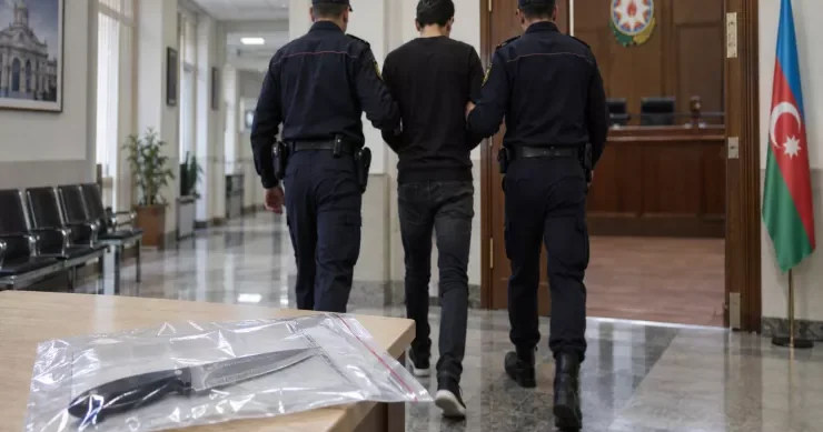Bakıda tanışını bıçaqlayan gəncə 4 İL HƏBS CƏZASI