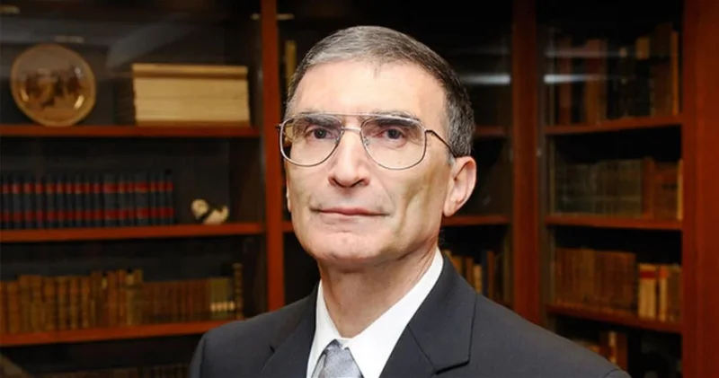 Азиз Санджар награжден орденом Шохрет
